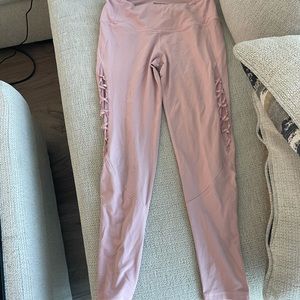 Pink Victoria’s Secret sport knockout leggings size medium workout tights .